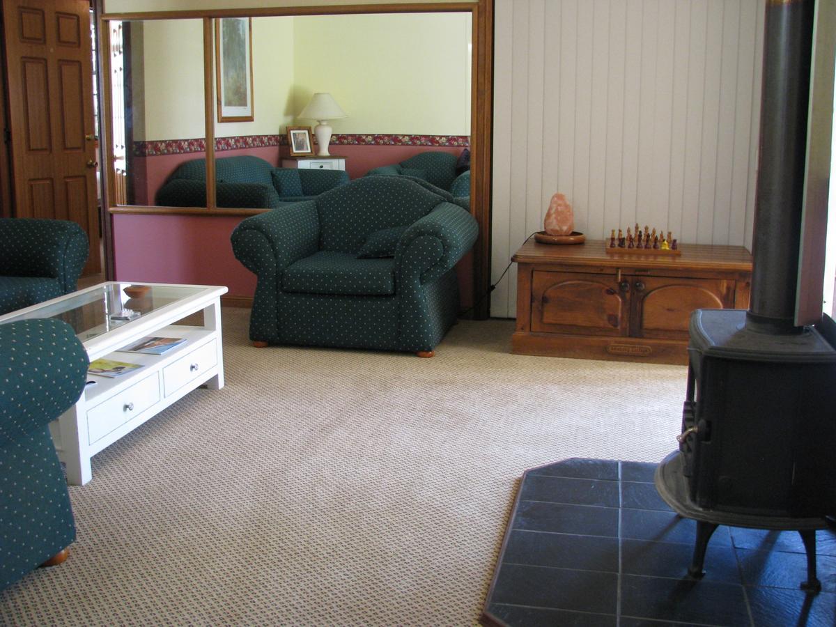 Hill Top Country Guest House Lovedale Exterior foto